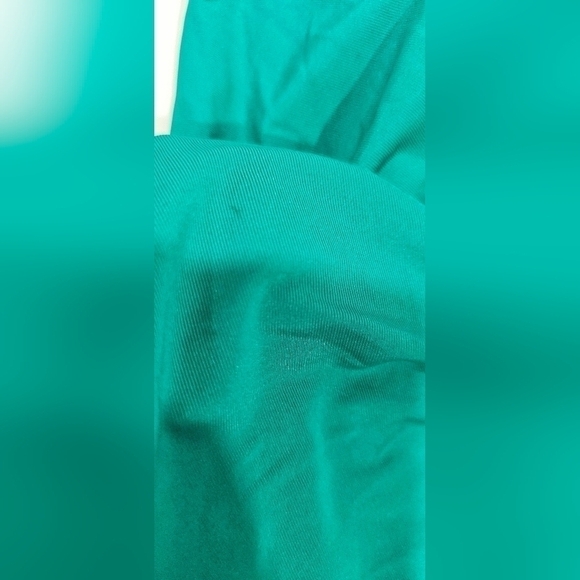 Jantzen Solid Wrap Over One-piece Swimsuit Size 10 Slimming Ruched Swim - Picture 7 of 10